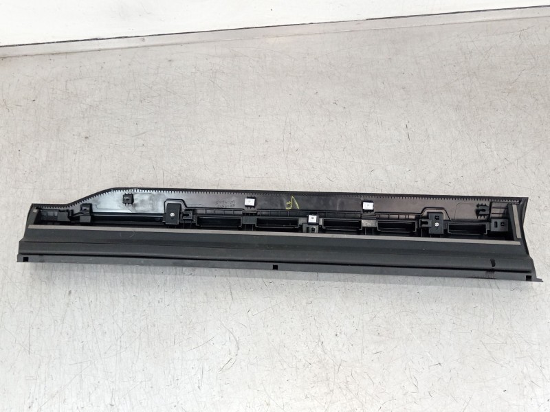 Recambio de moldura puerta delantera derecha para honda cr-v vi hybrid referencia OEM IAM   