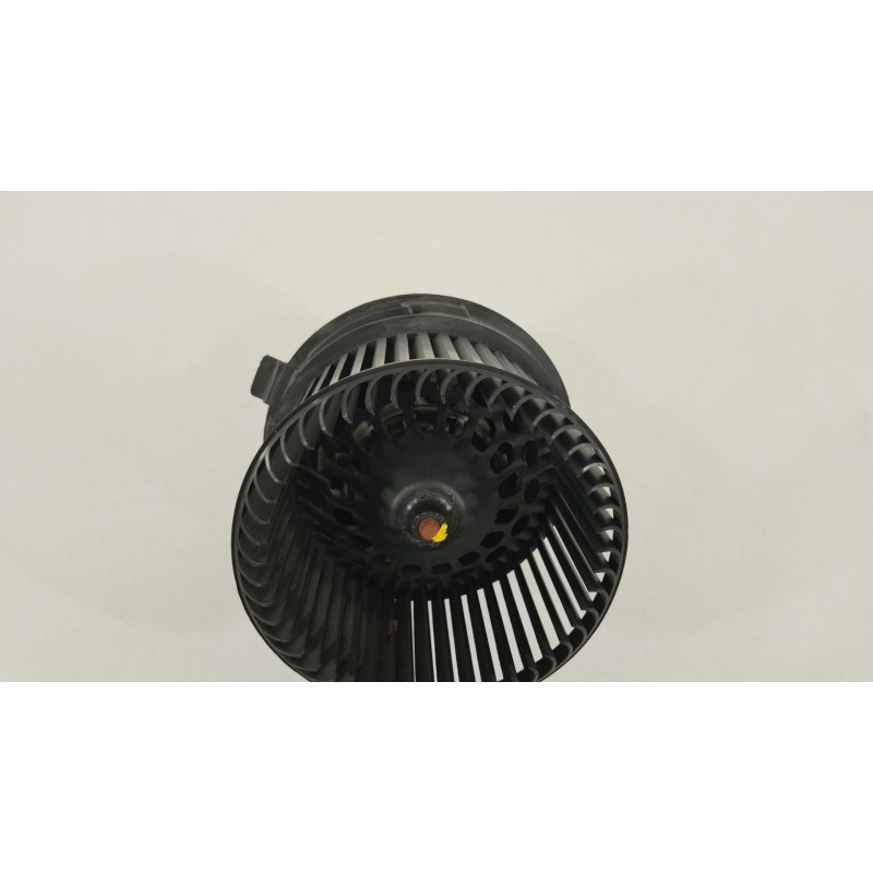 Recambio de ventilador calefaccion para peugeot 207/207+ (wa_, wc_) 1.6 hdi referencia OEM IAM N102992G 6441V5 