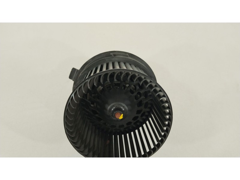 Recambio de ventilador calefaccion para peugeot 207/207+ (wa_, wc_) 1.6 hdi referencia OEM IAM N102992G 6441V5 
