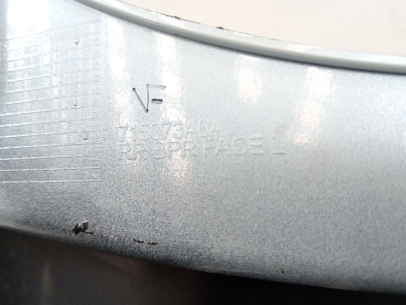 Recambio de puntera paragolpes trasera izquierda para honda cr-v vi hybrid referencia OEM IAM 715073A0A  