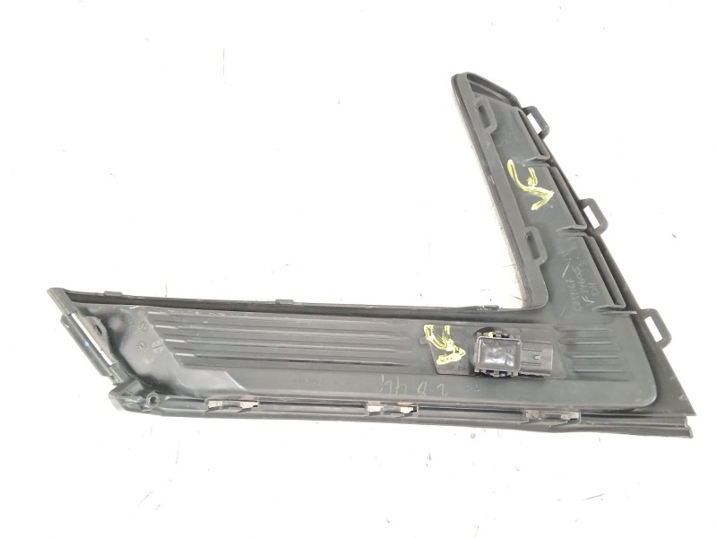 Recambio de rejilla paragolpes derecha para honda cr-v vi hybrid referencia OEM IAM 396823A0A110M1 39680310JD11M1 