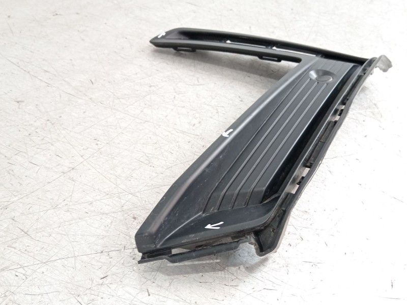 Recambio de rejilla paragolpes izquierda para honda cr-v vi hybrid referencia OEM IAM 396823A0A010M1 39680310J011M1 