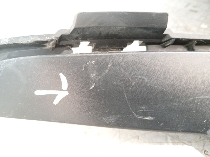 Recambio de rejilla paragolpes central para honda cr-v vi hybrid referencia OEM IAM 711513E7H0  