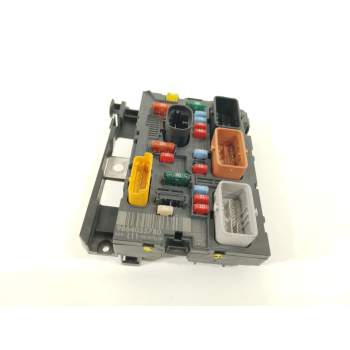 CAJA RELES / FUSIBLES 9664055780 