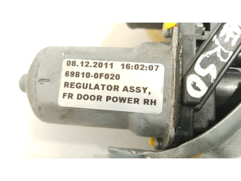 Recambio de elevalunas delantero derecho para toyota verso (_r2_) 2.0 d-4d (aur20_) referencia OEM IAM 698100F020  