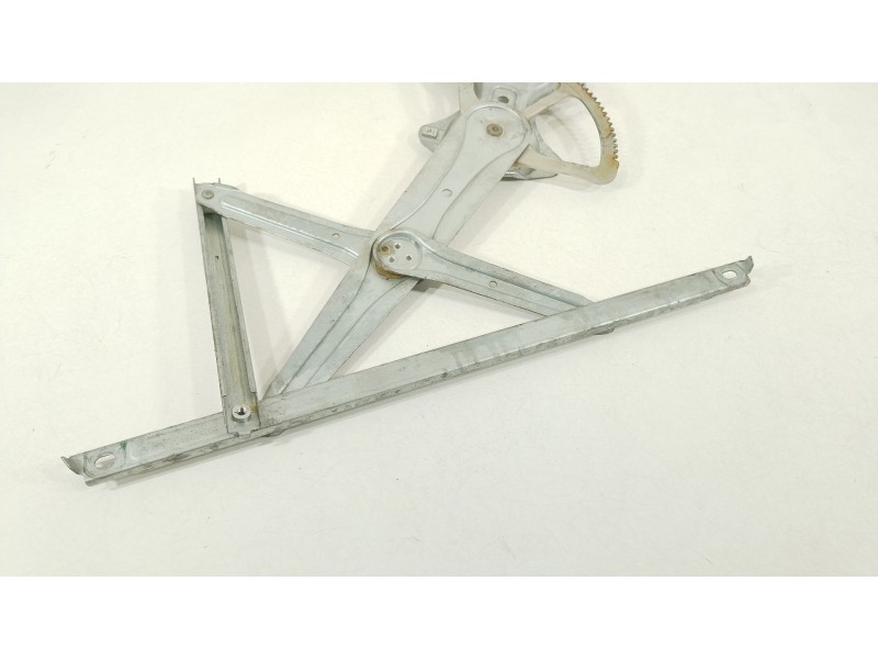 Recambio de elevalunas delantero derecho para toyota verso (_r2_) 2.0 d-4d (aur20_) referencia OEM IAM 698100F020  