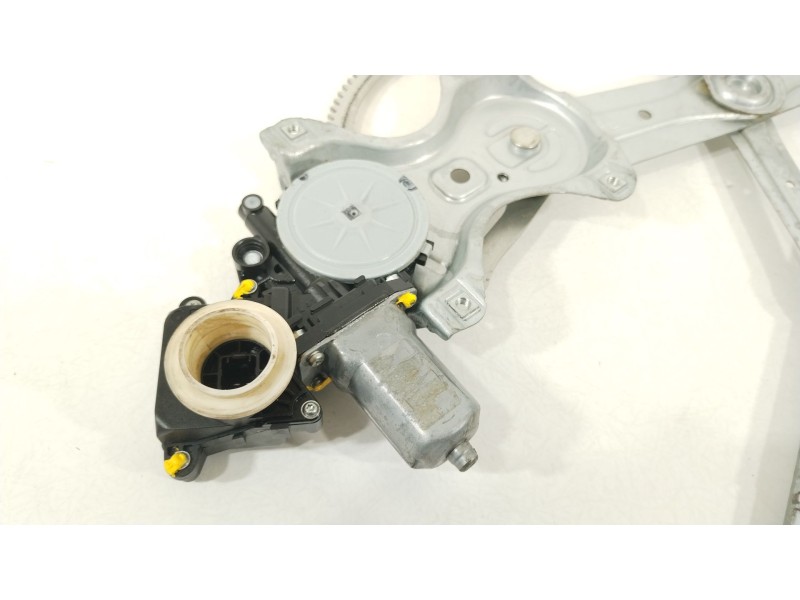 Recambio de elevalunas delantero izquierdo para toyota verso (_r2_) 2.0 d-4d (aur20_) referencia OEM IAM 698200F020  