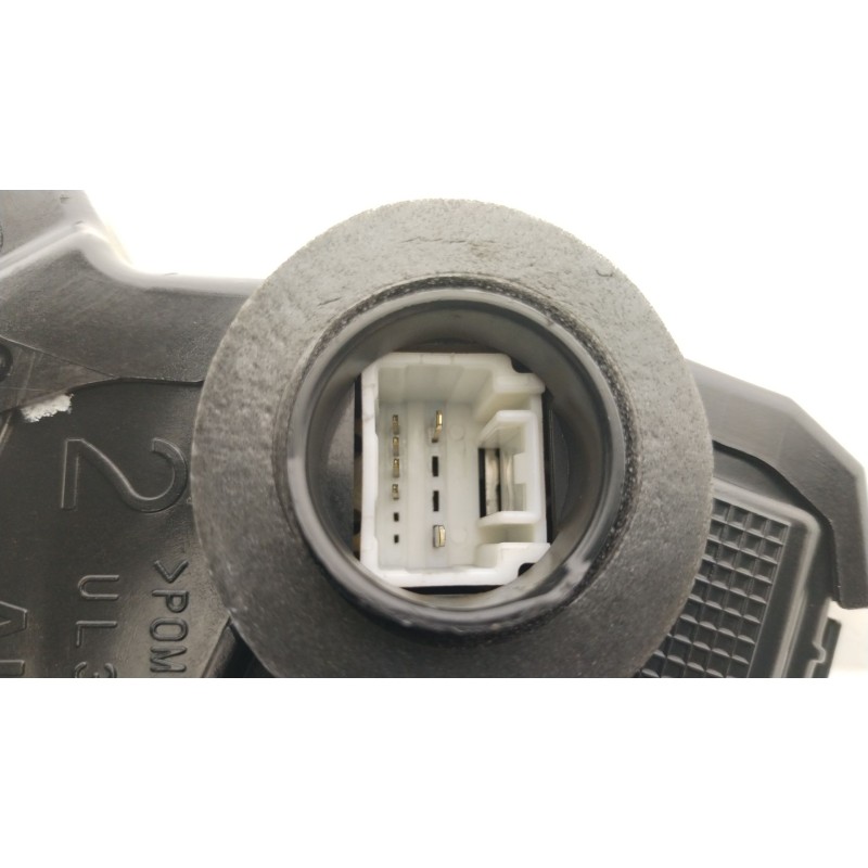 Recambio de cerradura puerta delantera izquierda para toyota verso (_r2_) 2.0 d-4d (aur20_) referencia OEM IAM 6904002210  