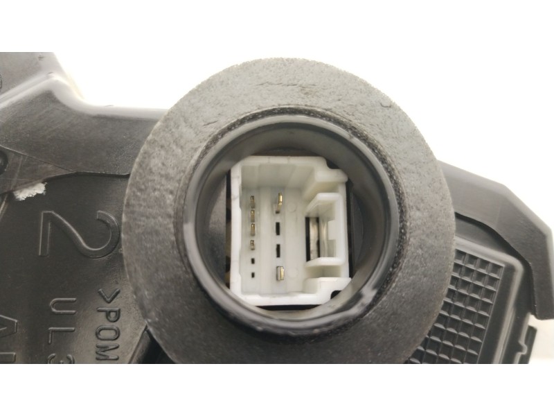Recambio de cerradura puerta delantera izquierda para toyota verso (_r2_) 2.0 d-4d (aur20_) referencia OEM IAM 6904002210  