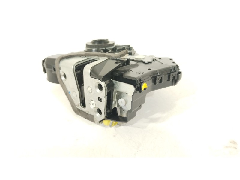Recambio de cerradura puerta delantera izquierda para toyota verso (_r2_) 2.0 d-4d (aur20_) referencia OEM IAM 6904002210  