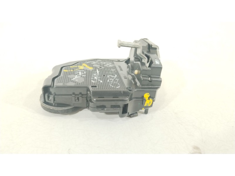 Recambio de cerradura puerta trasera izquierda para toyota verso (_r2_) 2.0 d-4d (aur20_) referencia OEM IAM 690600F030  