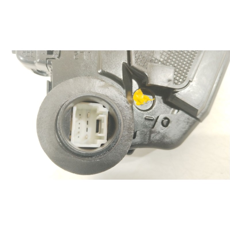 Recambio de cerradura puerta trasera izquierda para toyota verso (_r2_) 2.0 d-4d (aur20_) referencia OEM IAM 690600F030  