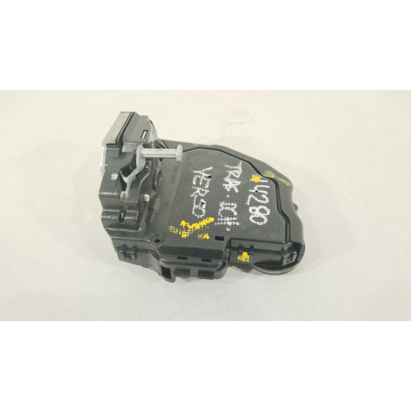 Recambio de cerradura puerta trasera derecha para toyota verso (_r2_) 2.0 d-4d (aur20_) referencia OEM IAM 690500F030  