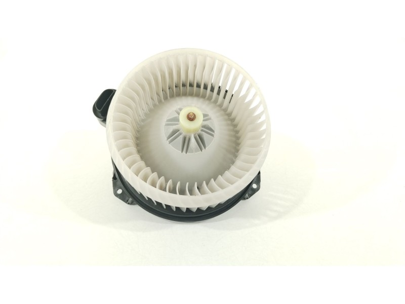 Recambio de ventilador calefaccion para toyota verso (_r2_) 2.0 d-4d (aur20_) referencia OEM IAM AV2727008103 8710302150 