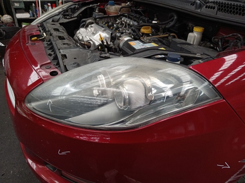 Recambio de faro izquierdo para fiat bravo ii (198_) 1.6 d multijet (198axh1b) referencia OEM IAM 518778840  