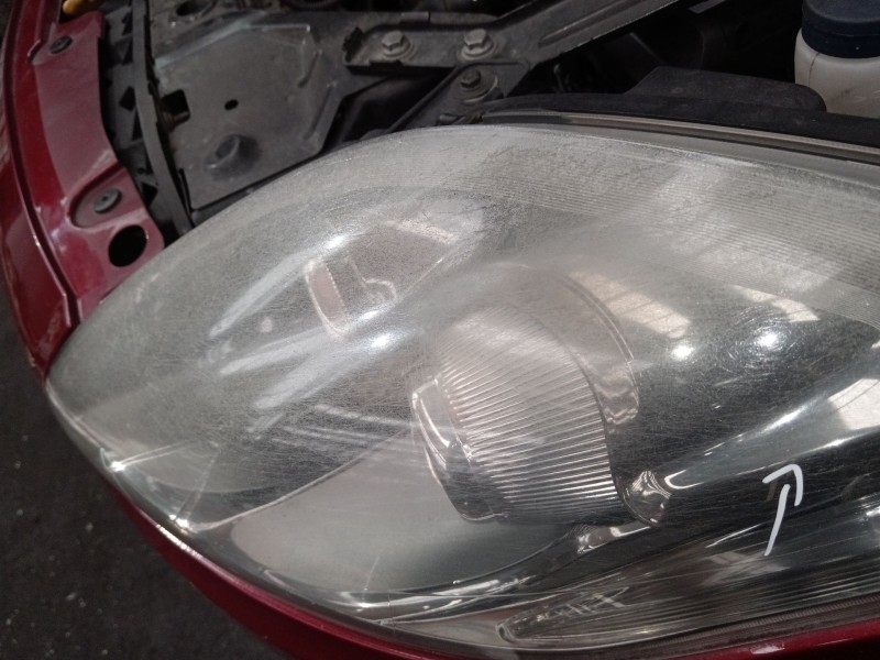 Recambio de faro izquierdo para fiat bravo ii (198_) 1.6 d multijet (198axh1b) referencia OEM IAM 518778840  