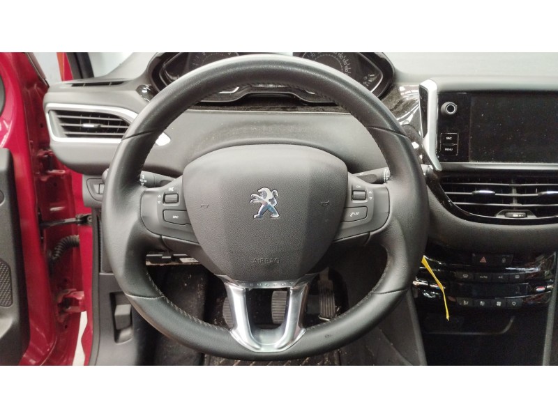Recambio de volante para peugeot 208 i (ca_, cc_) 1.6 hdi referencia OEM IAM   
