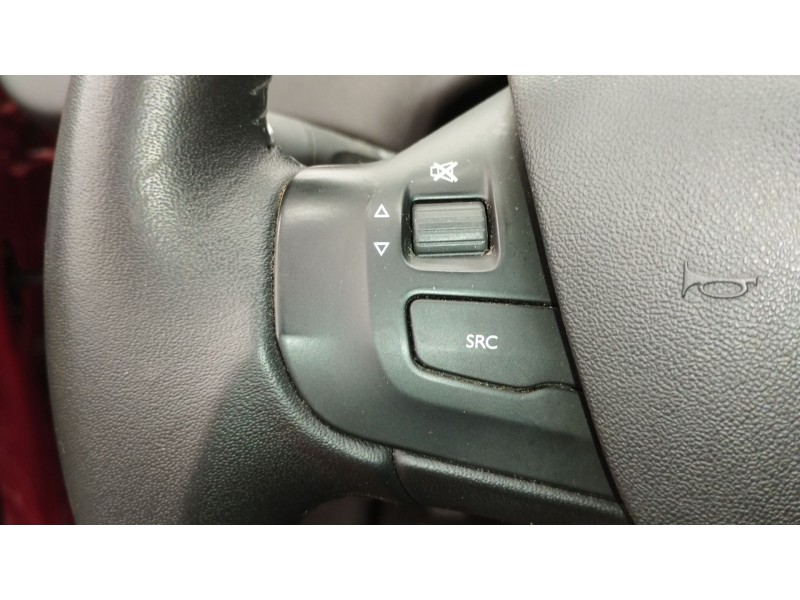 Recambio de volante para peugeot 208 i (ca_, cc_) 1.6 hdi referencia OEM IAM   
