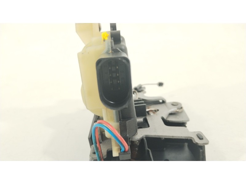 Recambio de cerradura puerta delantera izquierda para seat toledo ii (1m2) 1.9 tdi referencia OEM IAM 3B1837015AP  