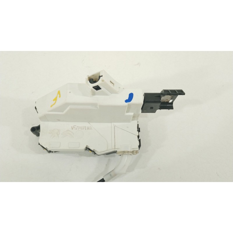 Recambio de cerradura puerta delantera derecha para peugeot 308 i (4a_, 4c_) 1.6 hdi referencia OEM IAM 567147  