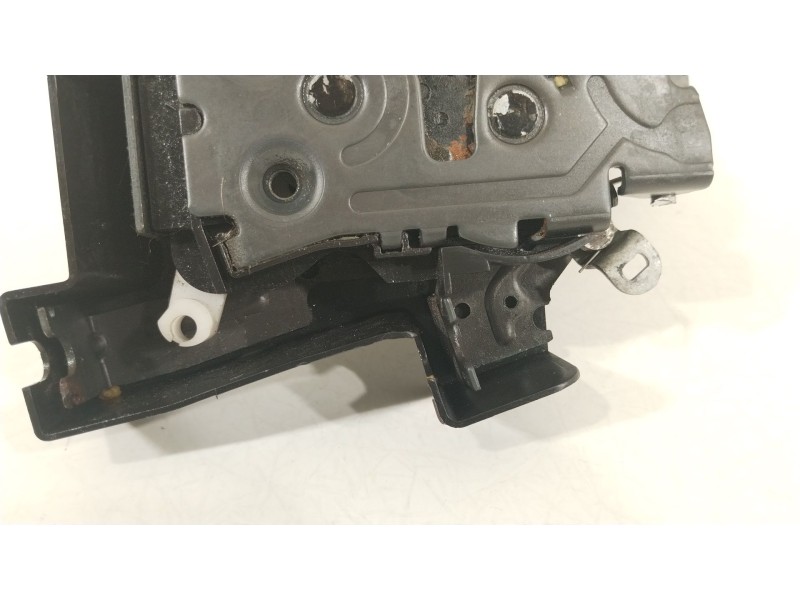 Recambio de cerradura puerta delantera izquierda para volvo s40 ii (544) d2 referencia OEM IAM 30799308  