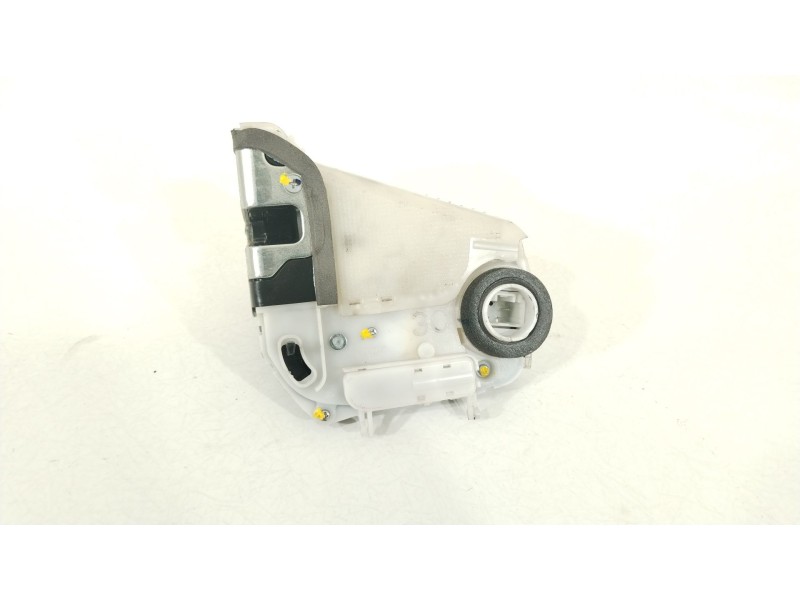Recambio de cerradura puerta trasera izquierda para toyota yaris (_p13_) 1.4 d (nlp130_) referencia OEM IAM 690600D110  