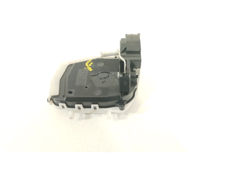 Recambio de cerradura puerta trasera izquierda para toyota yaris (_p13_) 1.4 d (nlp130_) referencia OEM IAM 690600D110  