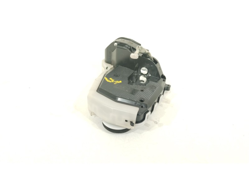 Recambio de cerradura puerta trasera izquierda para toyota yaris (_p13_) 1.4 d (nlp130_) referencia OEM IAM 690600D110  