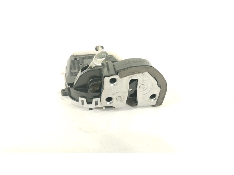 Recambio de cerradura puerta trasera izquierda para toyota yaris (_p13_) 1.4 d (nlp130_) referencia OEM IAM 690600D110  