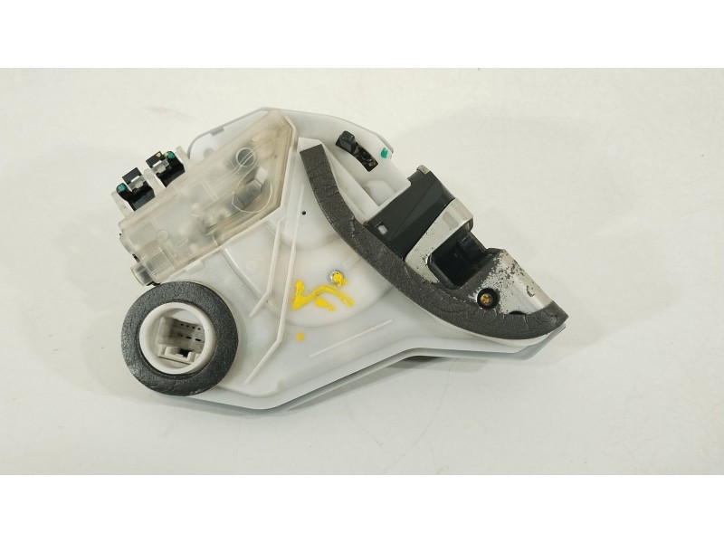 Recambio de cerradura puerta trasera izquierda para peugeot 108 1.0 vti referencia OEM IAM B000950880  