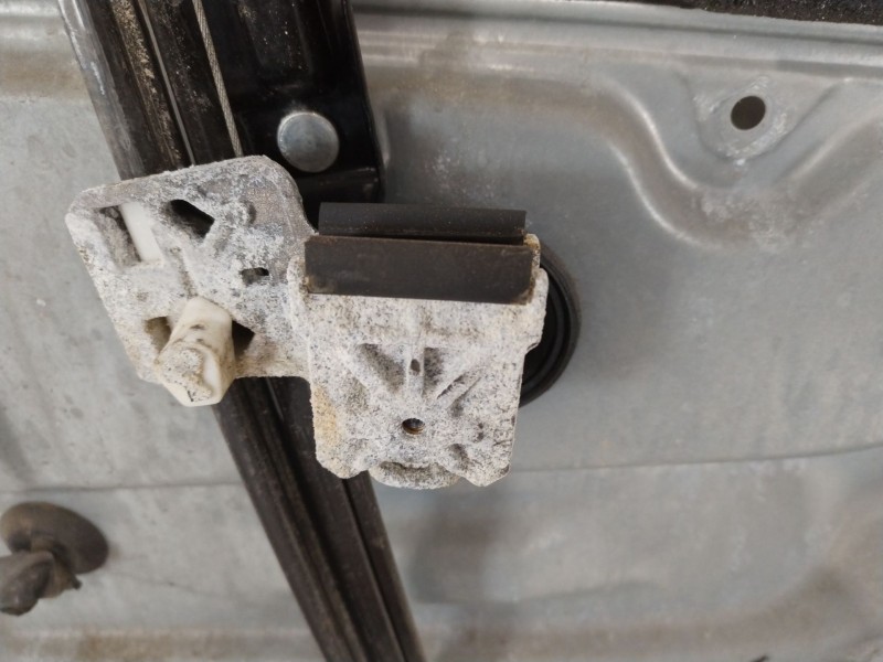 Recambio de elevalunas delantero derecho para volkswagen golf iv (1j1) 1.9 tdi referencia OEM IAM 1J3837462D  