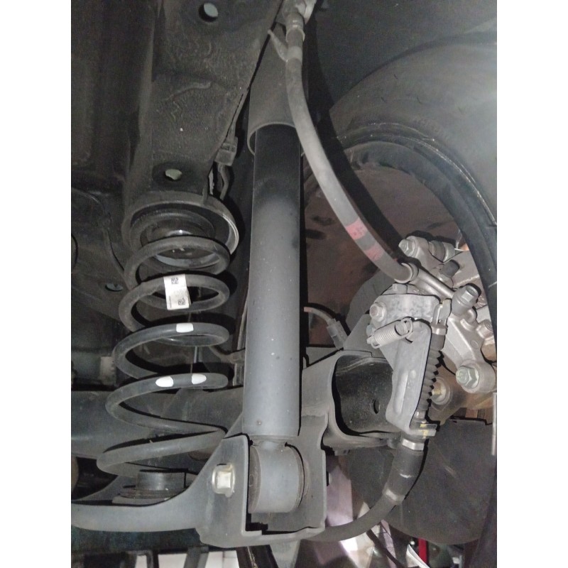 Recambio de amortiguador trasero derecho para hyundai i30 (pde, pd, pden) 1.5 referencia OEM IAM 55310G4000  
