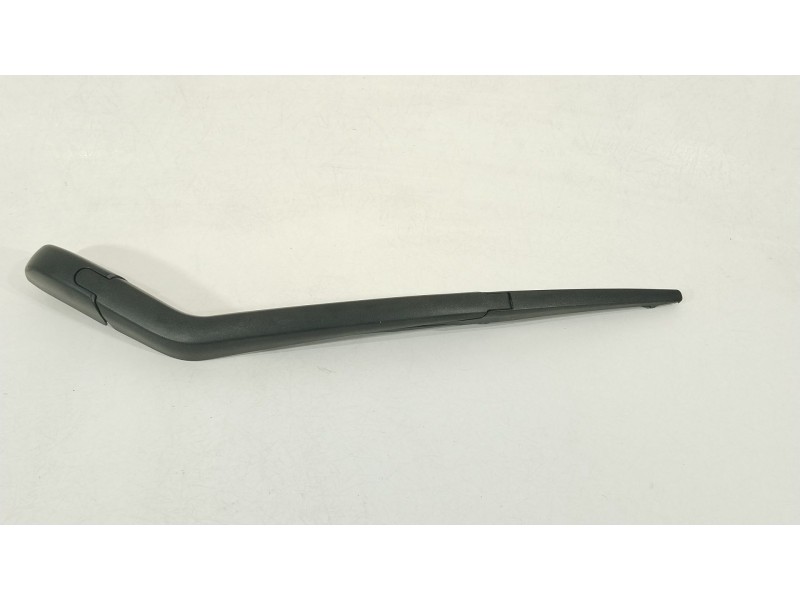 Recambio de brazo limpia trasero para toyota yaris (_p13_) 1.4 d (nlp130_) referencia OEM IAM 852410D060  