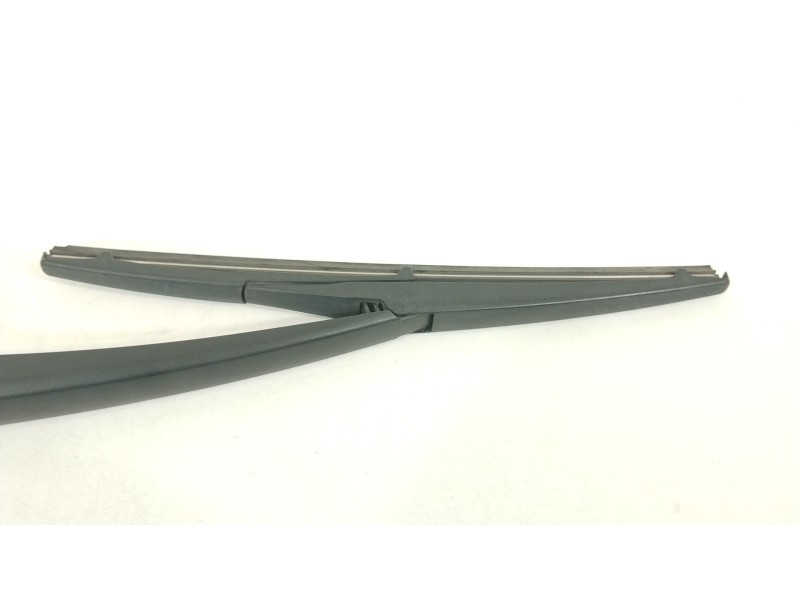 Recambio de brazo limpia trasero para toyota yaris (_p13_) 1.4 d (nlp130_) referencia OEM IAM 852410D060  