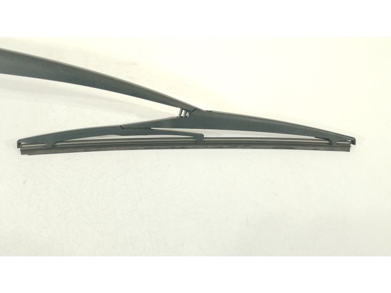 Recambio de brazo limpia trasero para toyota yaris (_p13_) 1.4 d (nlp130_) referencia OEM IAM 852410D060  