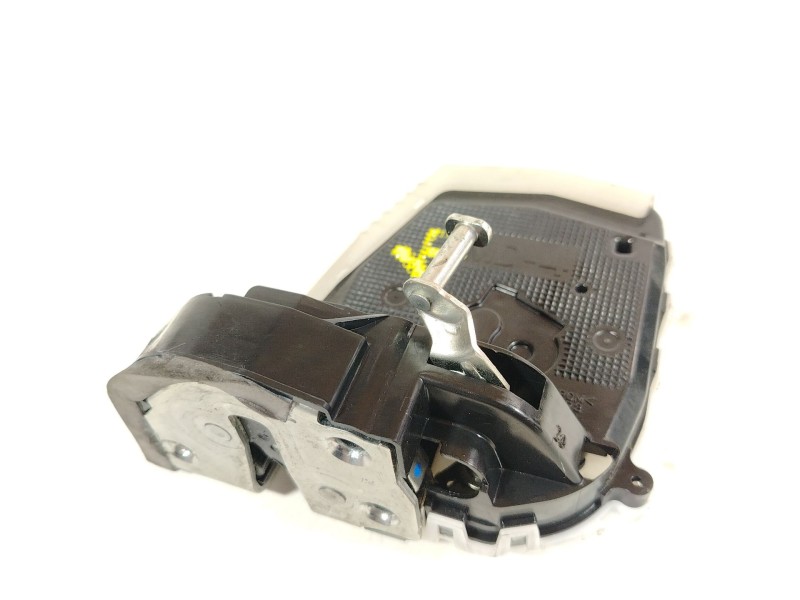 Recambio de cerradura puerta trasera derecha para toyota yaris (_p13_) 1.4 d (nlp130_) referencia OEM IAM 690500D110  