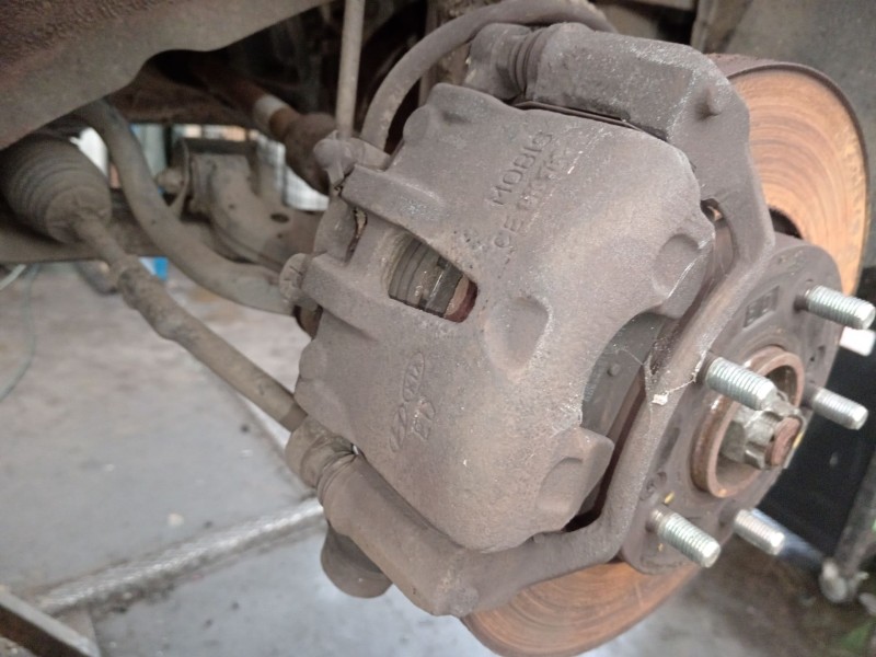 Recambio de pinza freno delantera derecha para hyundai i30 (fd) 1.4 referencia OEM IAM   