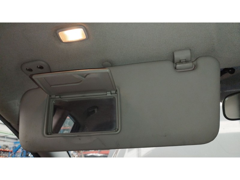 Recambio de parasol izquierdo para hyundai i30 station wagon (fd) 1.6 crdi referencia OEM IAM   