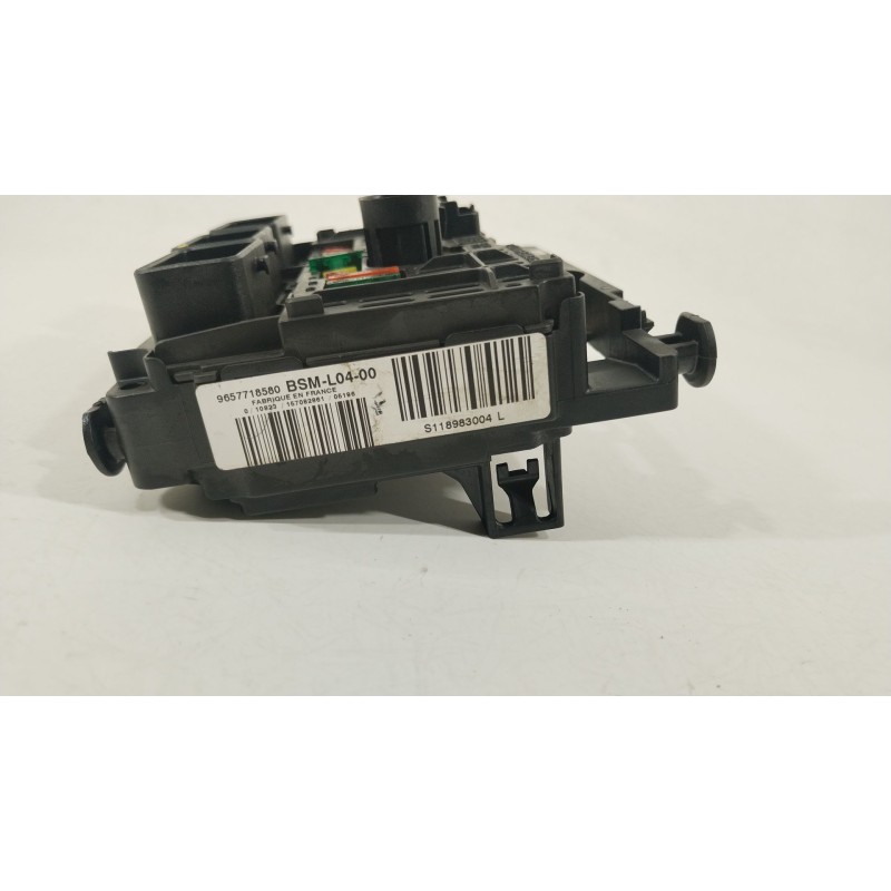 Recambio de caja reles / fusibles para peugeot 307 (3a/c) 1.6 16v referencia OEM IAM 9657718580 BSML0400 S118983004L