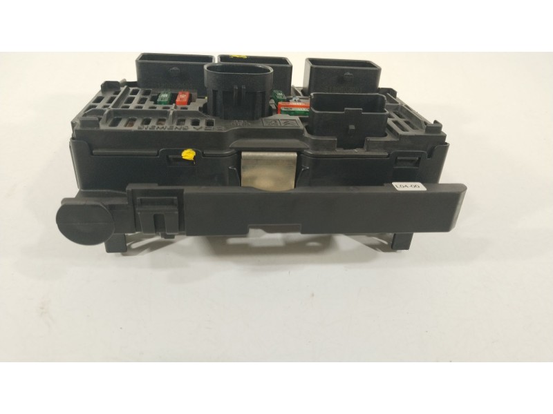 Recambio de caja reles / fusibles para peugeot 307 (3a/c) 1.6 16v referencia OEM IAM 9657718580 BSML0400 S118983004L