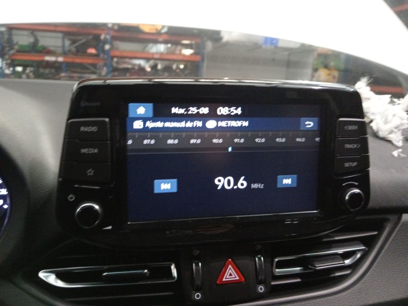 Recambio de pantalla multifuncion para hyundai i30 (pde, pd, pden) 1.5 referencia OEM IAM 96160G4410RET  