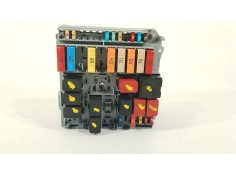 Recambio de caja reles / fusibles para fiat bravo ii (198_) 1.6 d multijet (198axh1b) referencia OEM IAM 51887545 51905216 