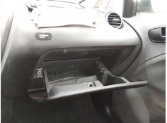 Recambio de guantera para seat toledo iii (5p2) 2.0 tdi 16v referencia OEM IAM 5P1857095D   2