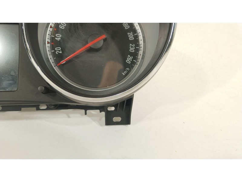 Recambio de cuadro instrumentos para opel insignia a (g09) 2.0 cdti (68) referencia OEM IAM 13327313 A2C53370221 