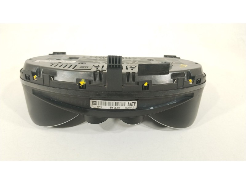 Recambio de cuadro instrumentos para opel insignia a (g09) 2.0 cdti (68) referencia OEM IAM 13327313 A2C53370221 