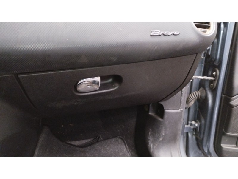 Recambio de guantera para fiat bravo ii (198_) 1.9 d multijet (198axb1a) referencia OEM IAM   