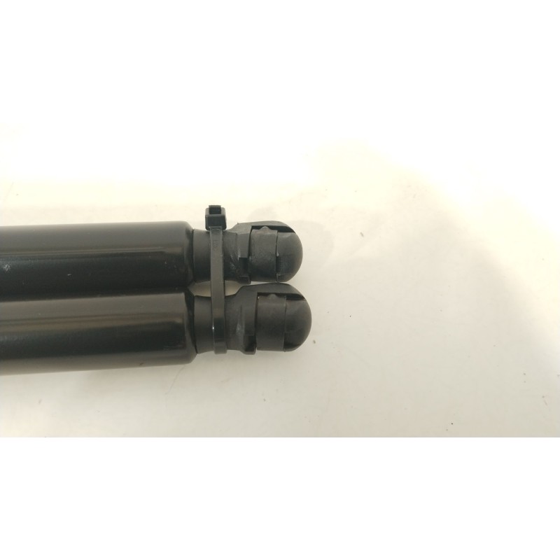 Recambio de amortiguadores maletero / porton para audi q5 (8rb) sq5 tdi quattro referencia OEM IAM 8R0827552A  