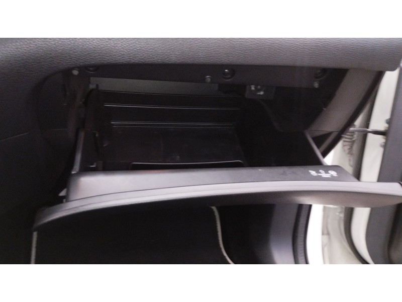 Recambio de guantera para nissan qashqai ii (j11, j11_) 1.5 dci referencia OEM IAM   