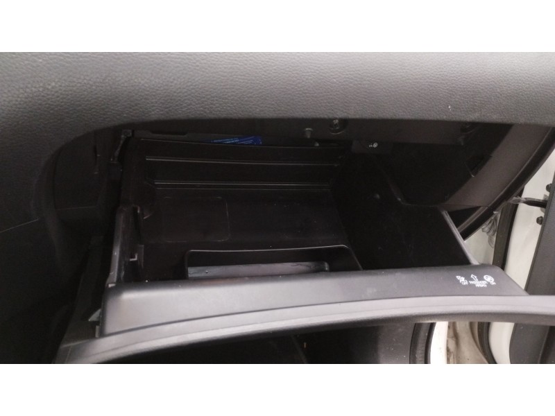 Recambio de guantera para nissan qashqai ii (j11, j11_) 1.3 dig-t referencia OEM IAM   