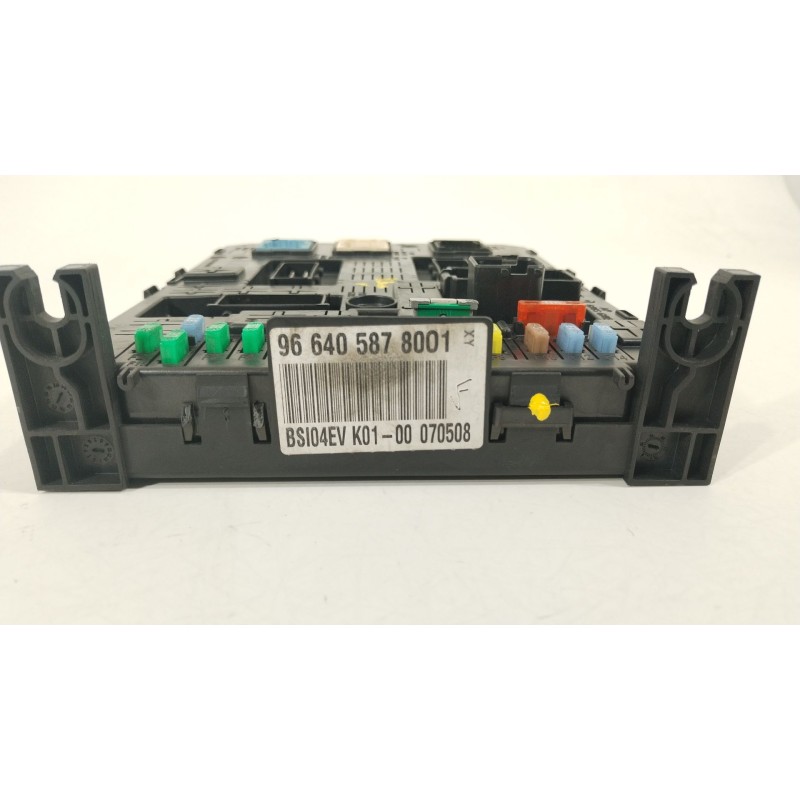 Recambio de caja reles / fusibles para peugeot partner furgoneta/monovolumen 1.6 hdi 16v referencia OEM IAM 9664058780 BSI04EVK0